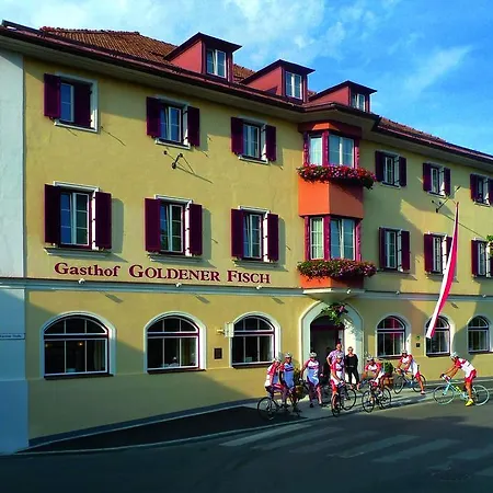 Hotel Goldener Fisch 3*