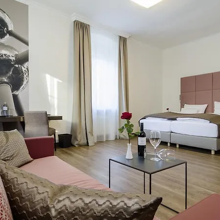 Goldener Fisch Hotel 3*