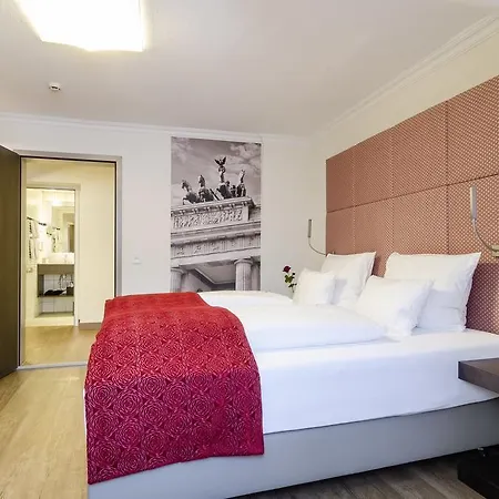 Goldener Fisch Hotel 3*